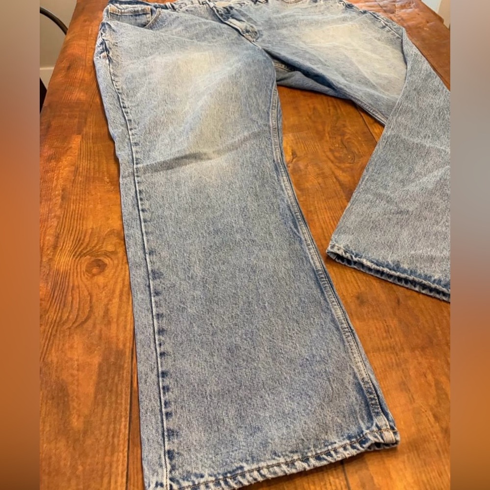 Good American Light Blue Bootcut Jeans - Picture 2 of 6